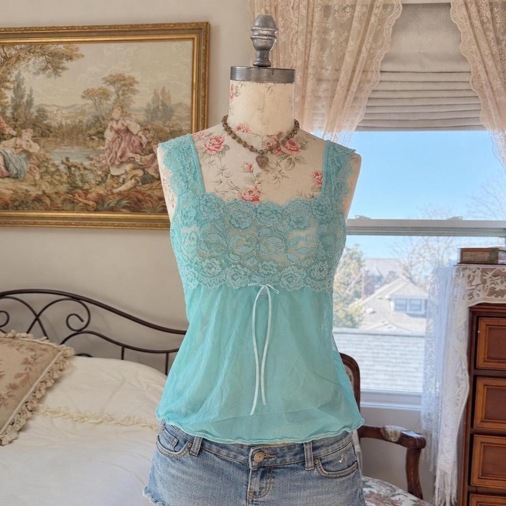 Blue Lace Cami Y2K Cabernet aqua floral lace cami size medium